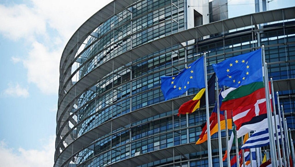 evroparlament-raskritikoval-zakon-o-media