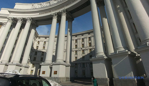 mir-dolzen-zastavit-rossiu-sobludat-budapestskij-memorandum