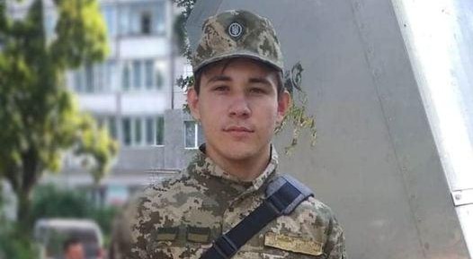 na-donbasse-po-neostorozhnosti-pogib-ukrainskiy-voennyy