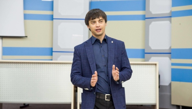 opponent-mera-uzgoroda-zaavlaet-cto-dejstvuusaa-vlast-planiruet-mahinacii-s-podscetom-golosov
