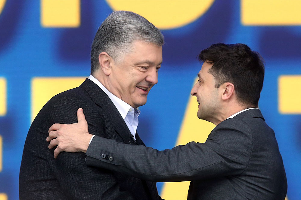 poroshenko-poxvalil-zelenskogo-za-zakritie-kanalov