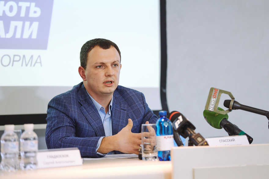 v-izbiratel-nyh-okrugah-har-kova-ne-doschitalis-byulleteney