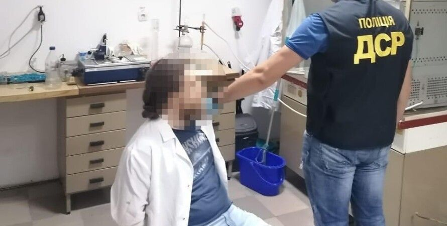 v-stenah-lvovskogo-veterinarnogo-universiteta-studenty-izgotovlyali-metadon