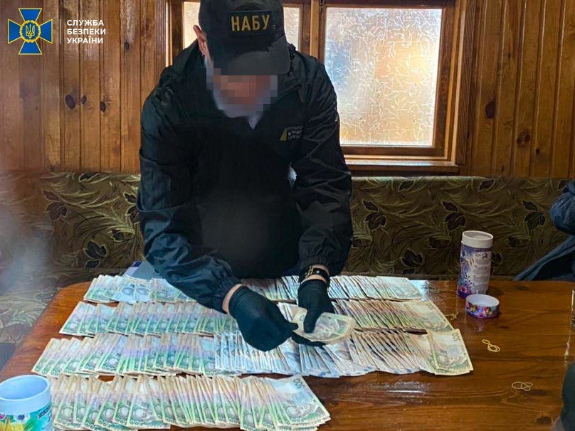 v-vinnitse-direktor-gospredpriyatiya-predlagal-glave-oga-4-mln-grn-vzyatki-sbu