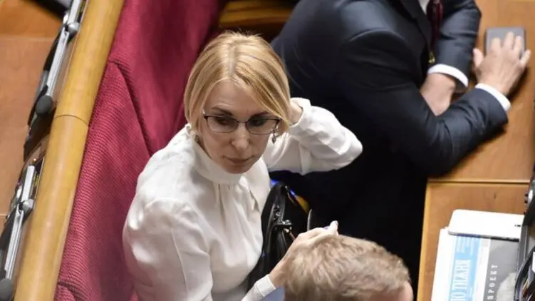 v-zakonoproekte-bohutskoj-predlahaetsja-vvesti-shtrafy-za-nadruhatelstva-nad-ukr-jazykom